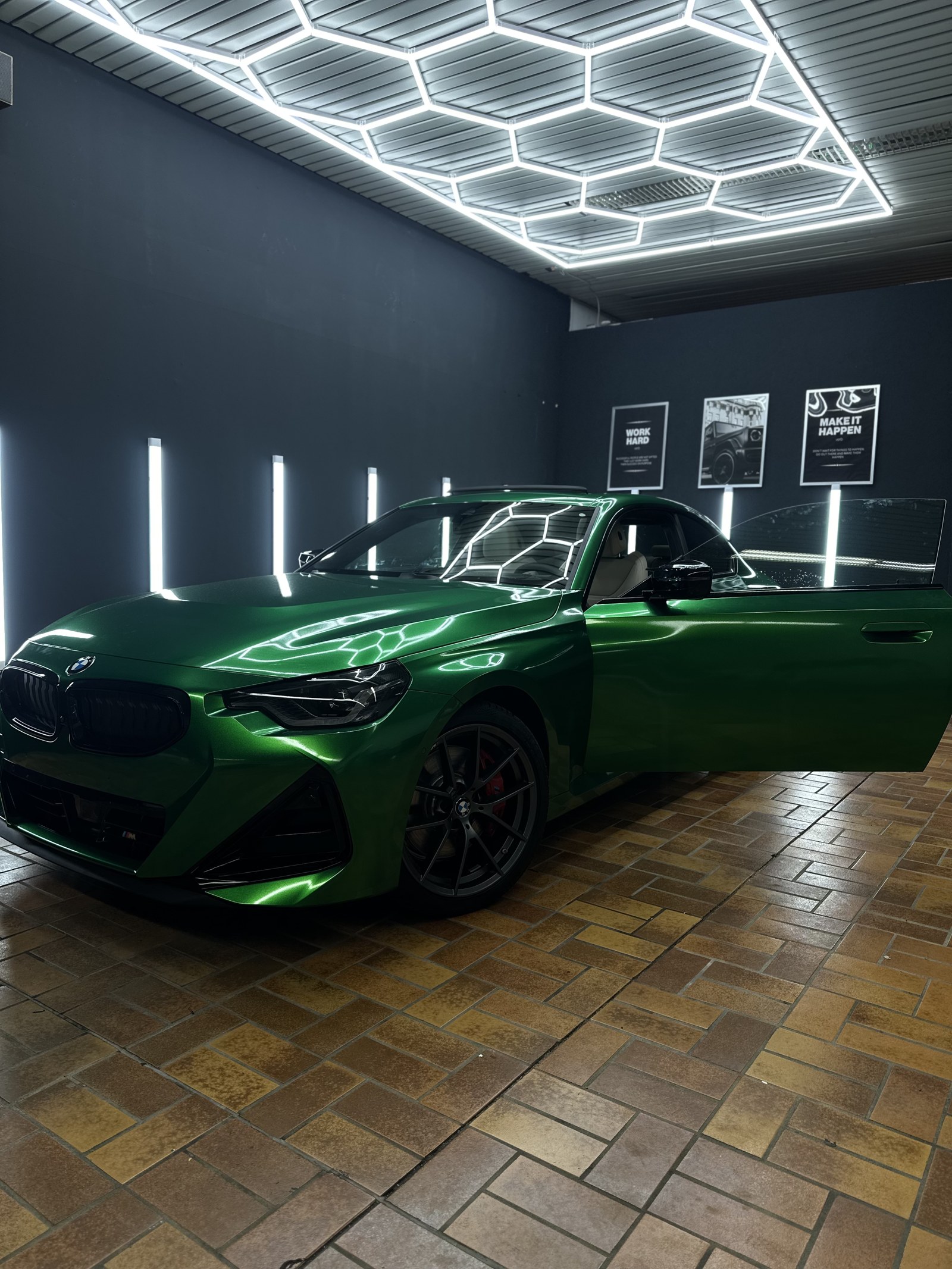 BMW schwarz nach Politur und Keramikversiegelung – DShine Detailing